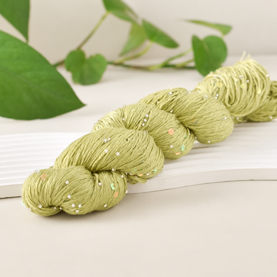 Decorative yarn with beads and sequins, 100 g / 400 m
