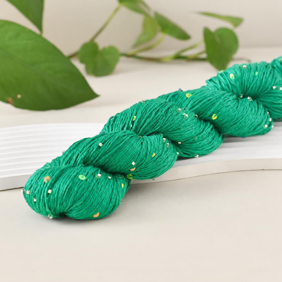 Decorative yarn with beads and sequins, 100 g / 400 m