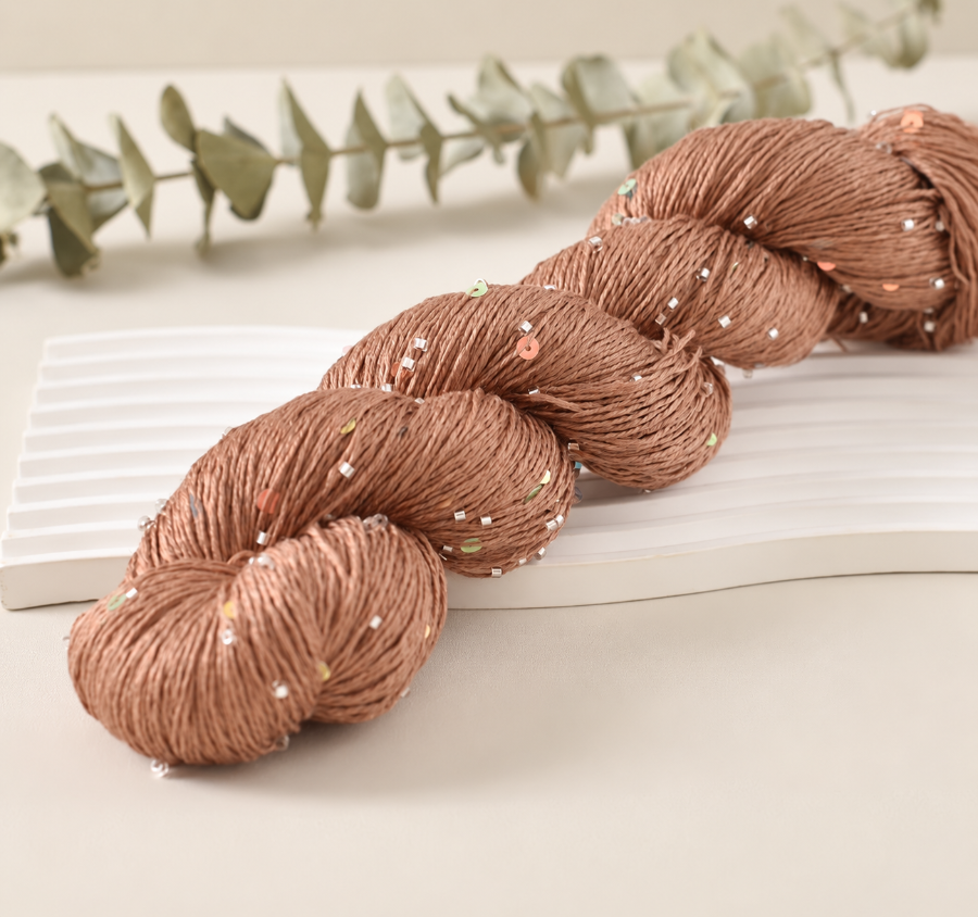 Decorative yarn with beads and sequins, 100 g / 400 m