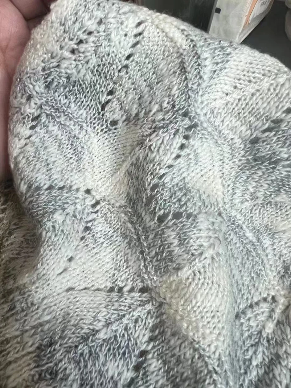 Fine slub cotton yarn, 5.6 Nm